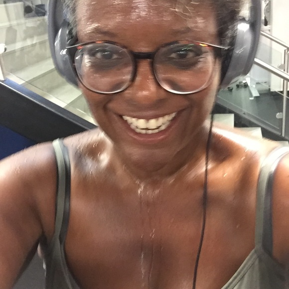 Meet your Posher, Beverly - Picture 8 of 12